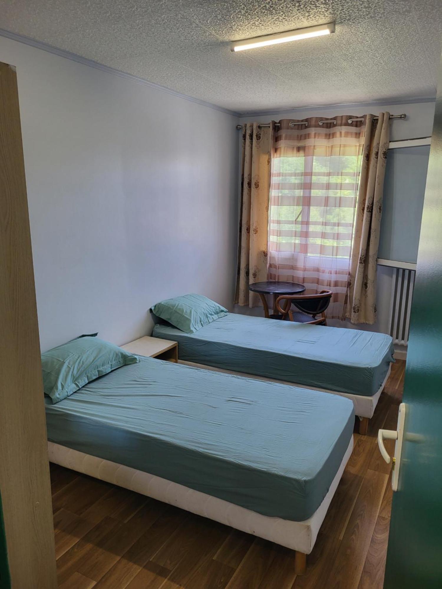 Private Room-3 In Hannana Apartment- 2 Min Walk To Tram 12 Min To Nice Train Station 15 Min To Massena Place Dış mekan fotoğraf